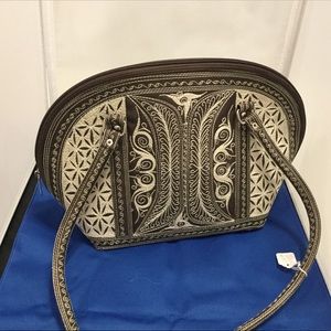 Laga Design Handbag - Harapan